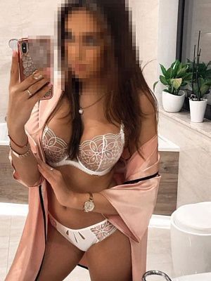 Киска превью